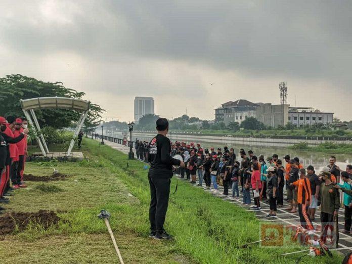 Tanam Pohon, Gotong Royong Ranting PDI Perjuangan Nusukan