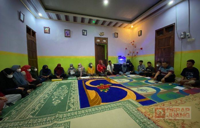 atri Listyowati Ajak Pemuda Kreatif Dan Peka Lingkungan (2)