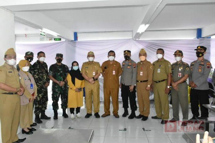 Bambang Pujiyanto Pimpin Tim Tinjau Vaksinasi