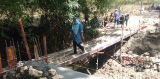 Bibi Hastuti Monitoring Pembangunan Jembatan