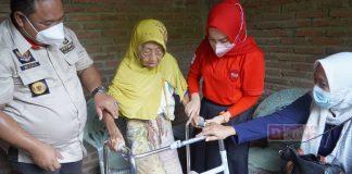 Blusukan, Hesti Nugroho Tebar Manfaat Kursi Roda dan Sembako