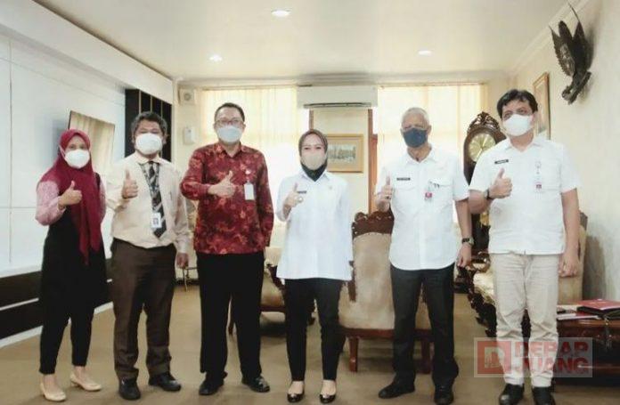 Bupati Tiwi Pengembangan BUMDes Dukung Percepatan Akses Keuangan Daerah