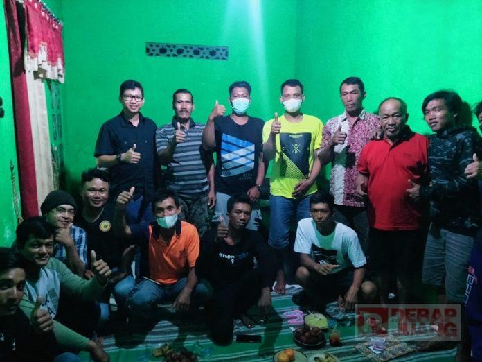 Hadiri Rapat Rutinan KUB Mina Makmur, Donny Berikan Banyak Masukan