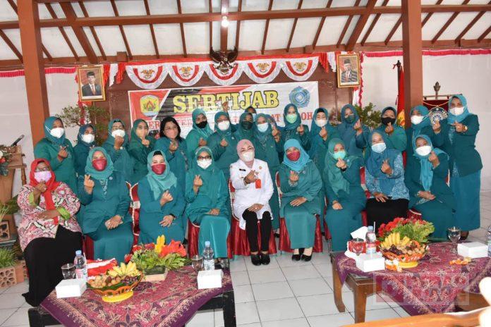 Lantik Camat Toroh, Sri Sumarni Minta Terus Berkarya dan Kerja Totalitas