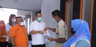 Mas Hendi Kawal Penyaluran Bantuan Sosial Pemerintah Pusat di Kota Semarang