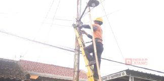 Melalui Pokir, Memet Said Realisasikan PJU di Kelurahan Kagok