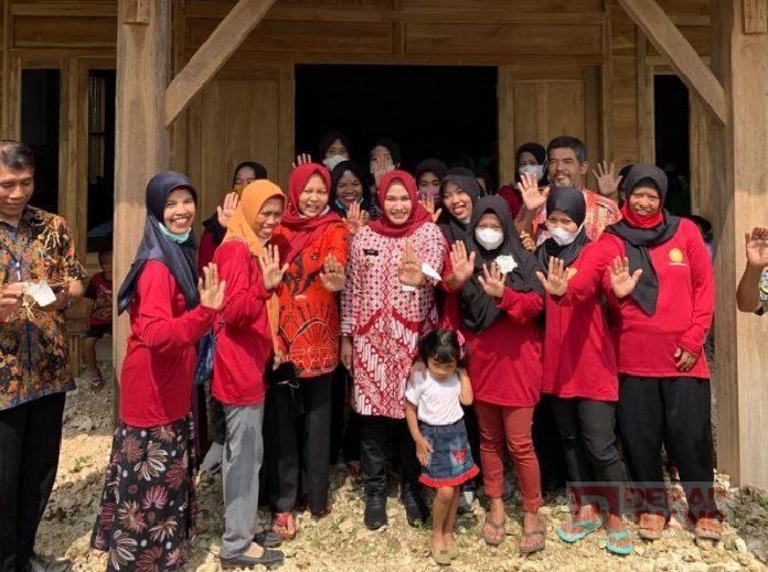 Panen Kedelai, Sulistyorini Ajak Petani Penuhi Makanan Bergizi