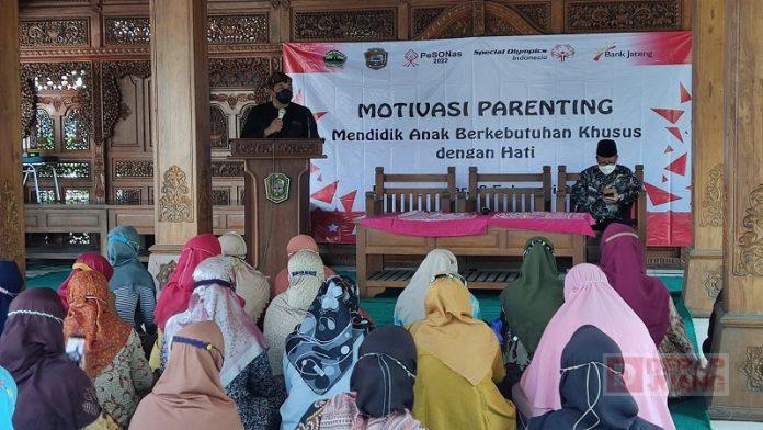Rober Minta Didik Anak Berkebutuhan Khusus Dengan Hati