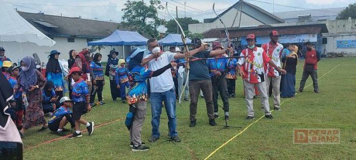 Sambangi Cabor Atlet Panahan, Rober Harap Atlet Rilek (2)