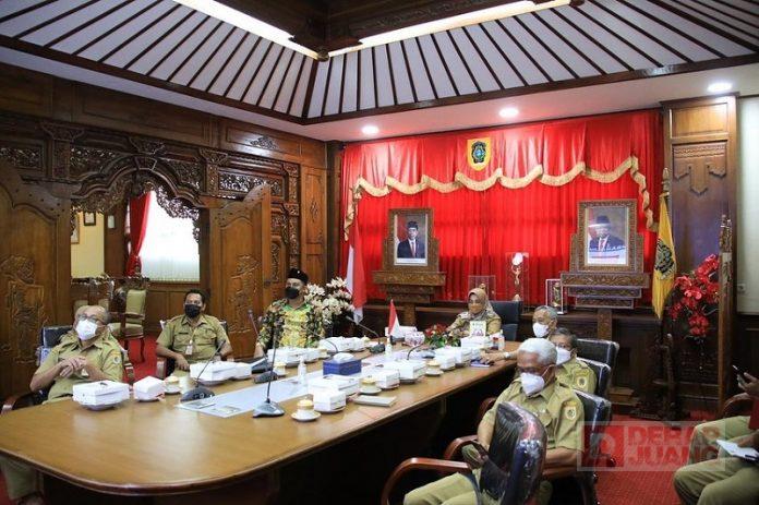 Secara Daring, Bupati Klaten Ikuti Pembukaan Musrenbang