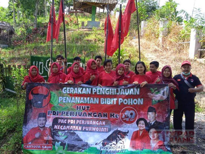 Tanam 1000 Pohon Kopi, Cahyo Angkat Perekonomian Warga