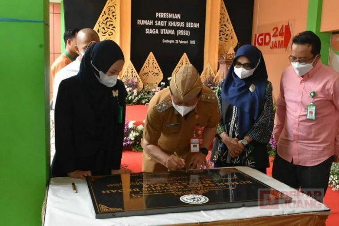 Tanda Tangani Prasasti, Bambang Pujiyanto Resmikan RS. Siaga Utama Purwodadi (2)
