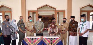 Resmikan Masjid, Bupati Etik Berpesan Ciptakan Kedamaian