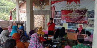 Serahkan BLT DD, Suyadi Tekankan Pentingnya Sinergitas