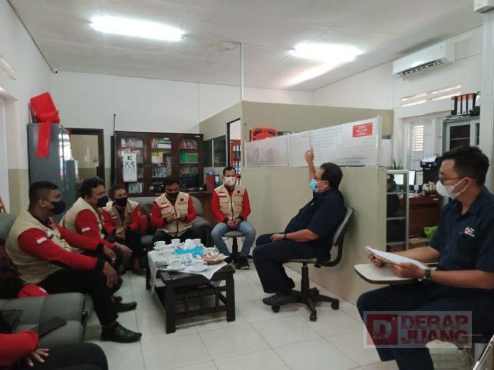 Baguna PDI Perjuangan Banyumas Sambung Silaturahmi Bersama PMI