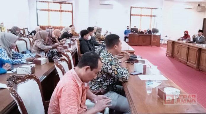Berdayakan Pelaku UMKM, Aa Ipunk Berikan Fasilitas Perizinan Berusaha