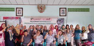 Berikan Arahan Pelatihan PPEP, Andang: Perempuan Penyokong Perekonomian