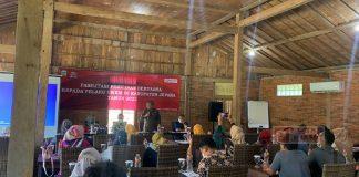 Bersama DPMTSP, Junarso Berikan Fasilitas Perizinan Berusaha Bagi UMKM