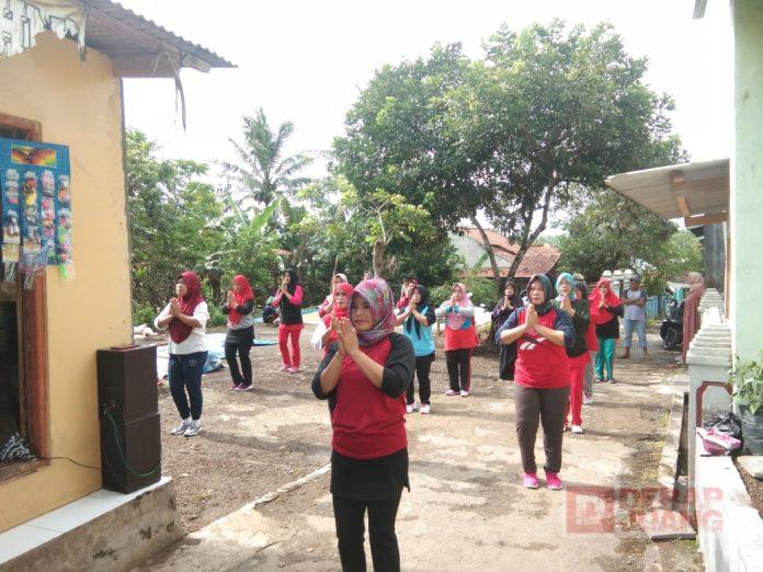 Budaya Hidup Sehat, Nike Yunita Gelar Senam Sicita Bareng Warga Ciporos