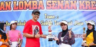 Hadir dalam Lomba Senam Kreasi, Sugono Sapa Warga Desa Pagerbarang