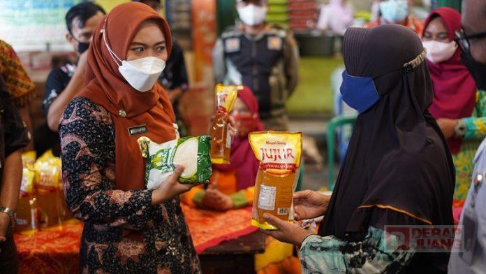 Inspeksi Pasar, Bupati Demak Pastikan Stabilitas Harga Bahan Pokok