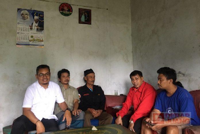 Junaedi Kunjungi Pengurus Ranting yang Kena Musibah