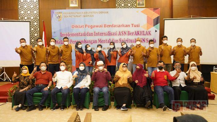 Mbak Eisti ASN Setda Harus Mampu Menjadi Percontohan