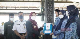 Mbak Eisti: Torehkan Prestasi, Kucurkan Keringat Pengabdian Tanpa Batas