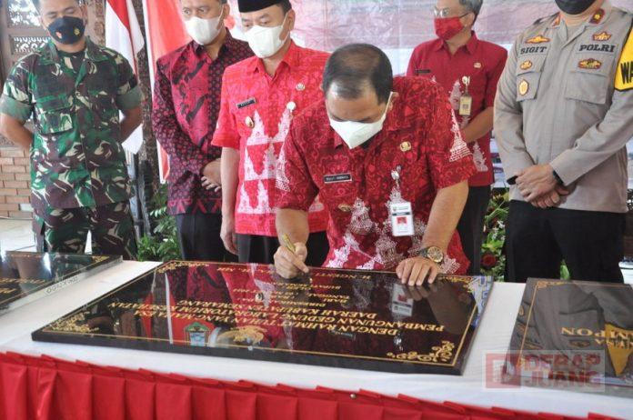 Ngesti Nugraha Resmikan Proyek Pembangunan Tahun Anggaran 2021