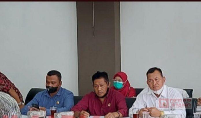 Nuryani Minta Dindikbud Responsif Atas Kendala yang Dihadapi Guru dan Pegawai Honorer