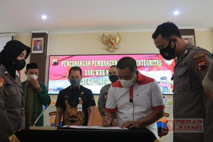 Tanda Tangani Zona Integritas WBK, Masan Kudus Bersih Bebas Korupsi