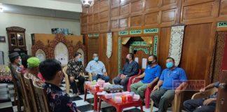 Rober Datangi Rumah Warga Bahas Masalah Krusial