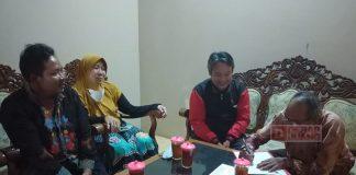 Mewakili DPC Wonogiri, Rusdiana Salurkan Tali Asih