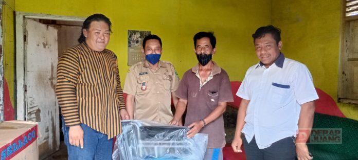 Wujud Kepedulian Kader Banteng Banjarnegara Kepada Warga Penderita Stroke