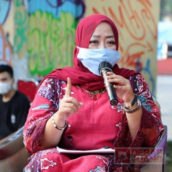 Anggota Fraksi PDI Perjuangan DPRD Jawa Tengah, Hj. Irna Setiawati