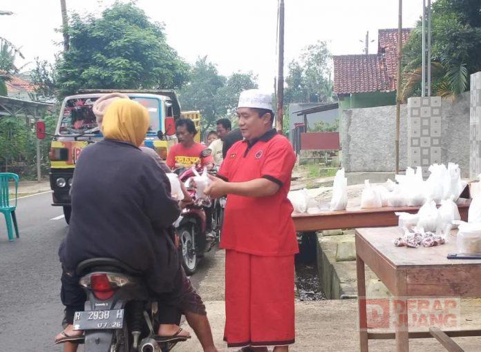 Anwar Berbagi Sesama di Bulan Ramadhan