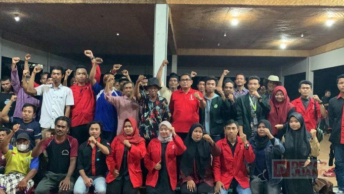 Bersama GMNI Jepara, Andang Buka Ruang Diskusi dengan Nelayan Tradisional