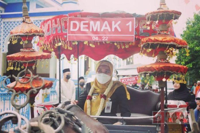 Bupati Demak Nguri-uri Budaya Bareng Warga Desa Kunir (2)