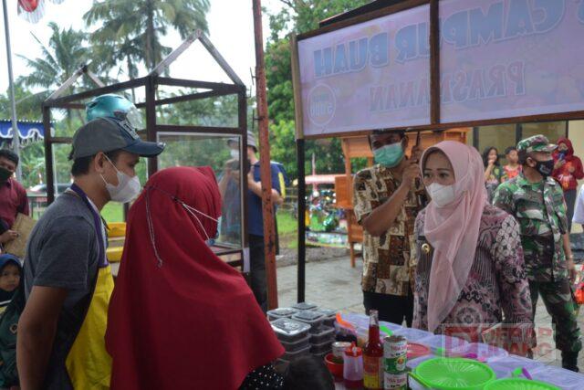 Bupati Tiwi Resmikan Pasar Rakyat Berkah Ramadhan
