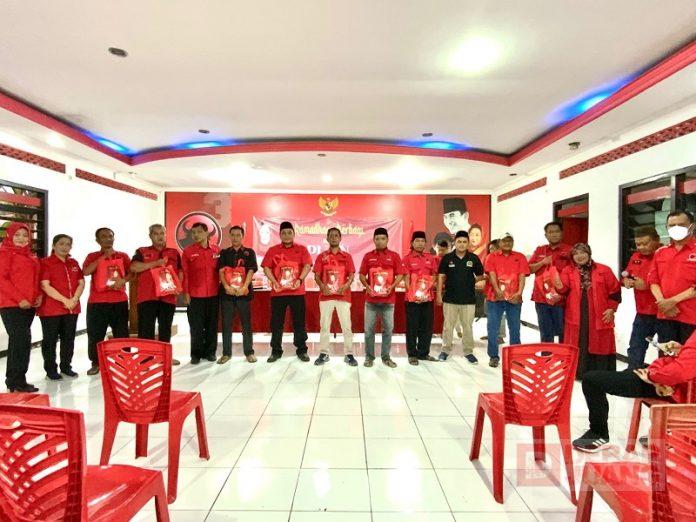 DPC PDI Perjuangan Kudus Gelar Bukber dan Pembagian Beras Mbak Puan