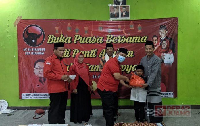 DPC Partai Kota Pekalongan Gelar Buka Bersama dan Beri Santunan di Panti Asuhan Abul Aitam
