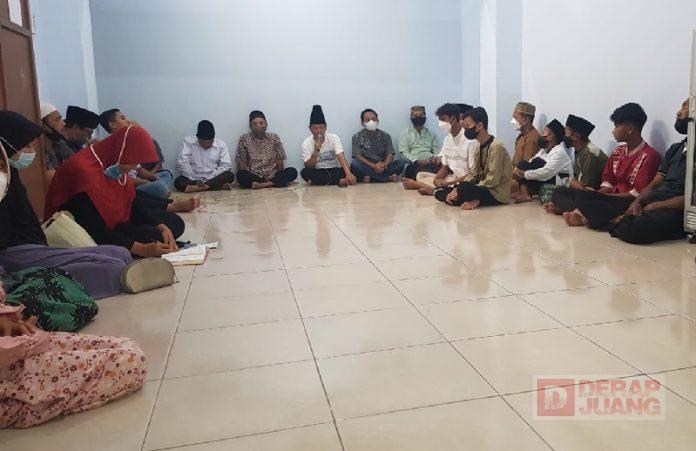 Harmoni Malam Jumat, Slamet Hadirkan Pembagian Santunan Bagi Yatama