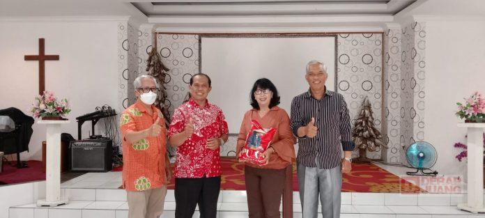 Melalui DPC Partai, Mbak Puan Beri Bantuan Beras Kepada BKGS