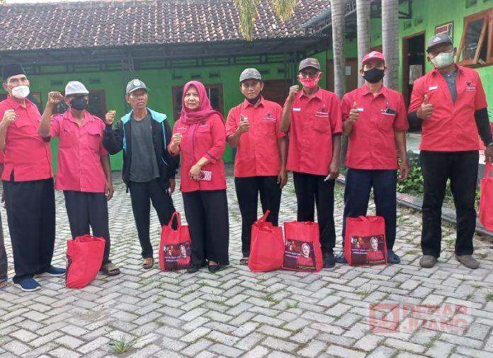 Momentum Ramadhan, Sulistyorini Bagikan 1.000 Paket Sembako (2)