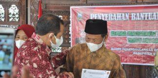 Ngesti Nugraha Serahkan Bantuan Kepada Korban Bencana Alam