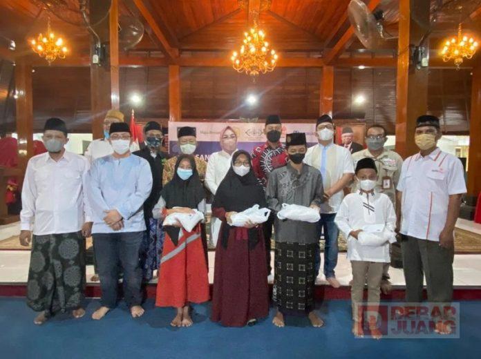 Sri Sumarni 1.000 Santunan Anak Yatim, Bukti Mereka Tidak Berjuang Sendiri