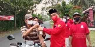 Mulyadi Gelar Bagi Takjil Bersama Camat dan Perangkat Desa