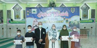 Sri Mulyani Berikan Santunan Kepada 50 Anak Yatim Piatu