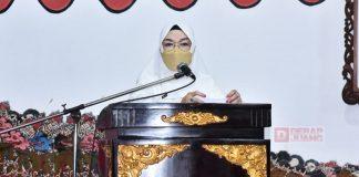 Bupati Etik Ajak Masyarakat Memperkokoh Persatuan