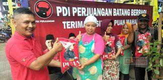 Bagikan Beras Mbak Puan, Muhamidin Bangunkan Semangat Gotong Royong